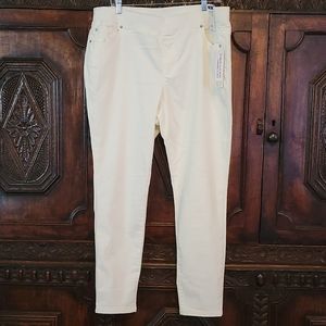 Terra & Sky Pullons NWT. 1x